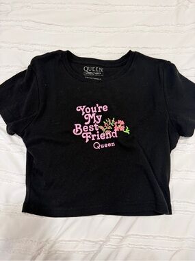 Que Black Tee with Pink Floral 'You're My Best Friend' Graphic